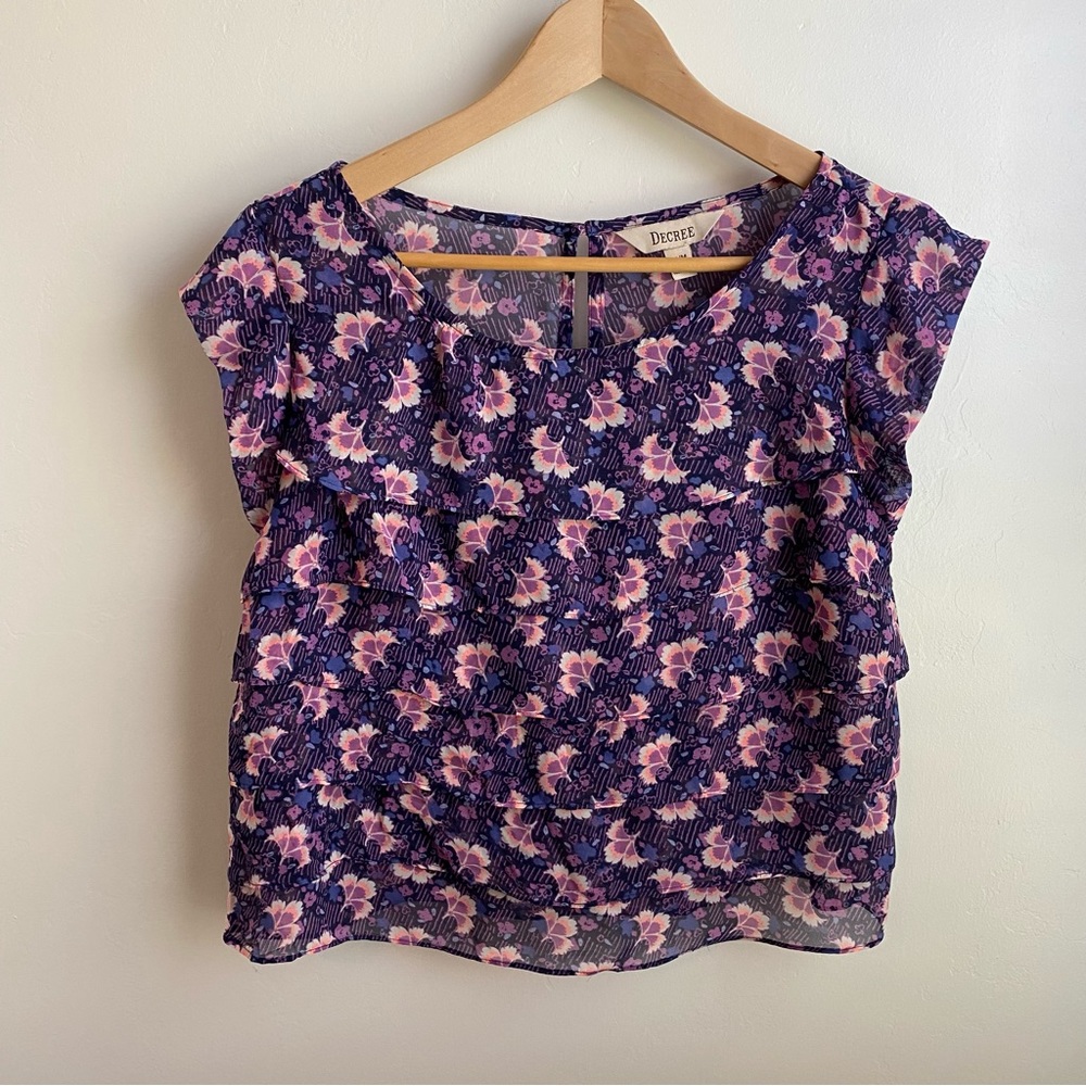 Floral Ruffle Blouse Sz M